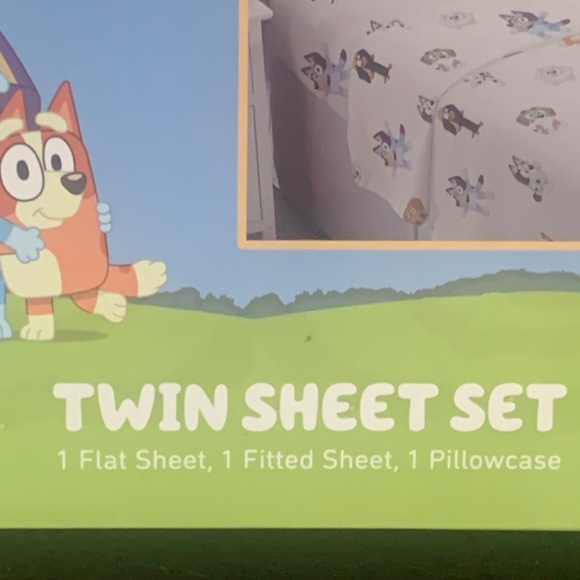 Bluey Twin Sheet Set. - Picture 2 of 5